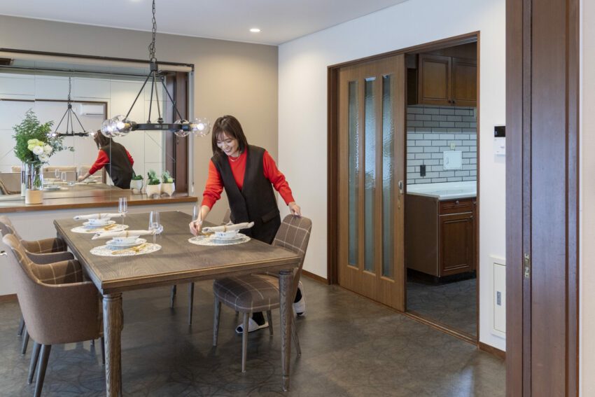 TRADITIONAL HOUSE  J邸